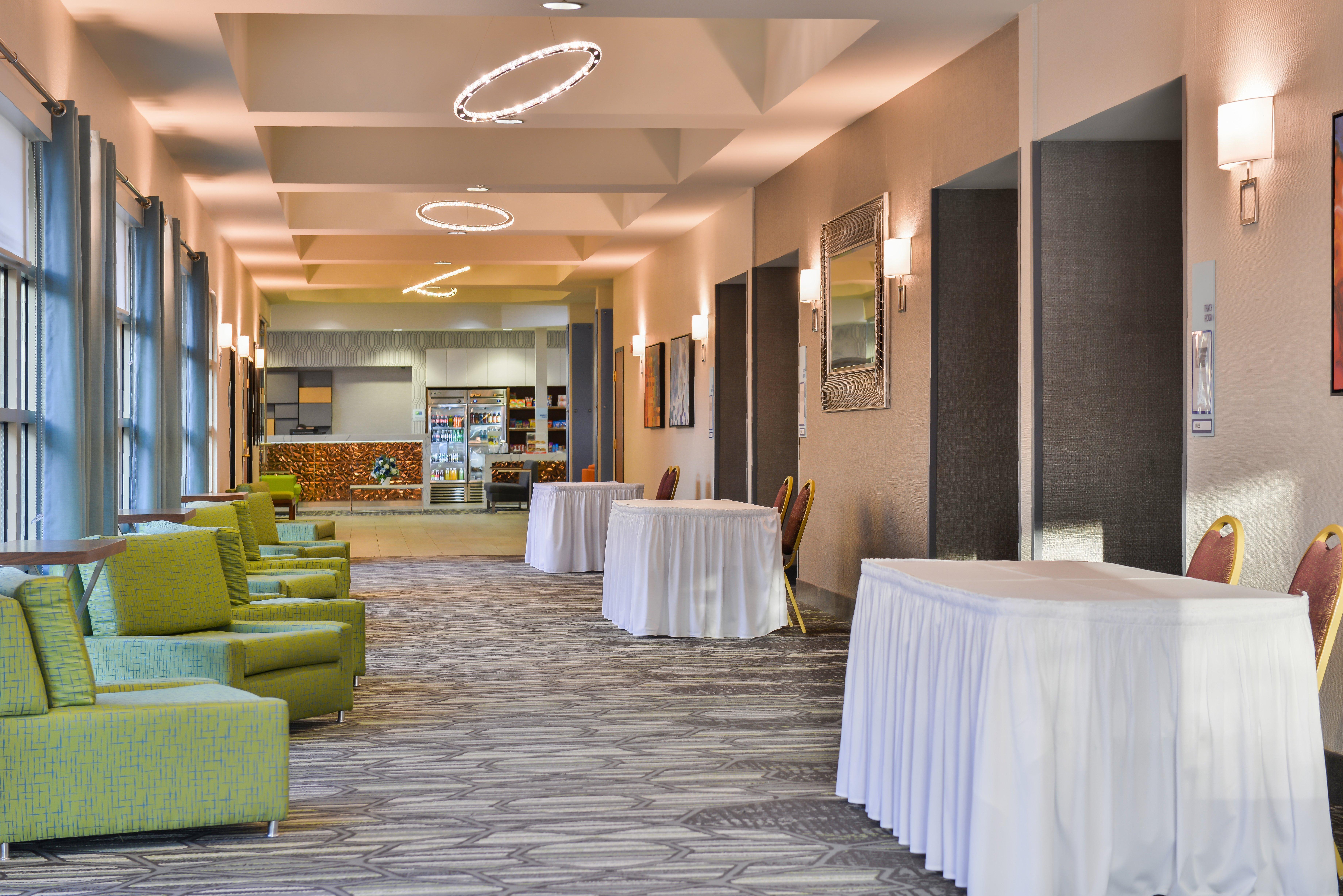 Holiday Inn Express & Suites Elk Grove Central - Hwy 99 By Ihg Ngoại thất bức ảnh