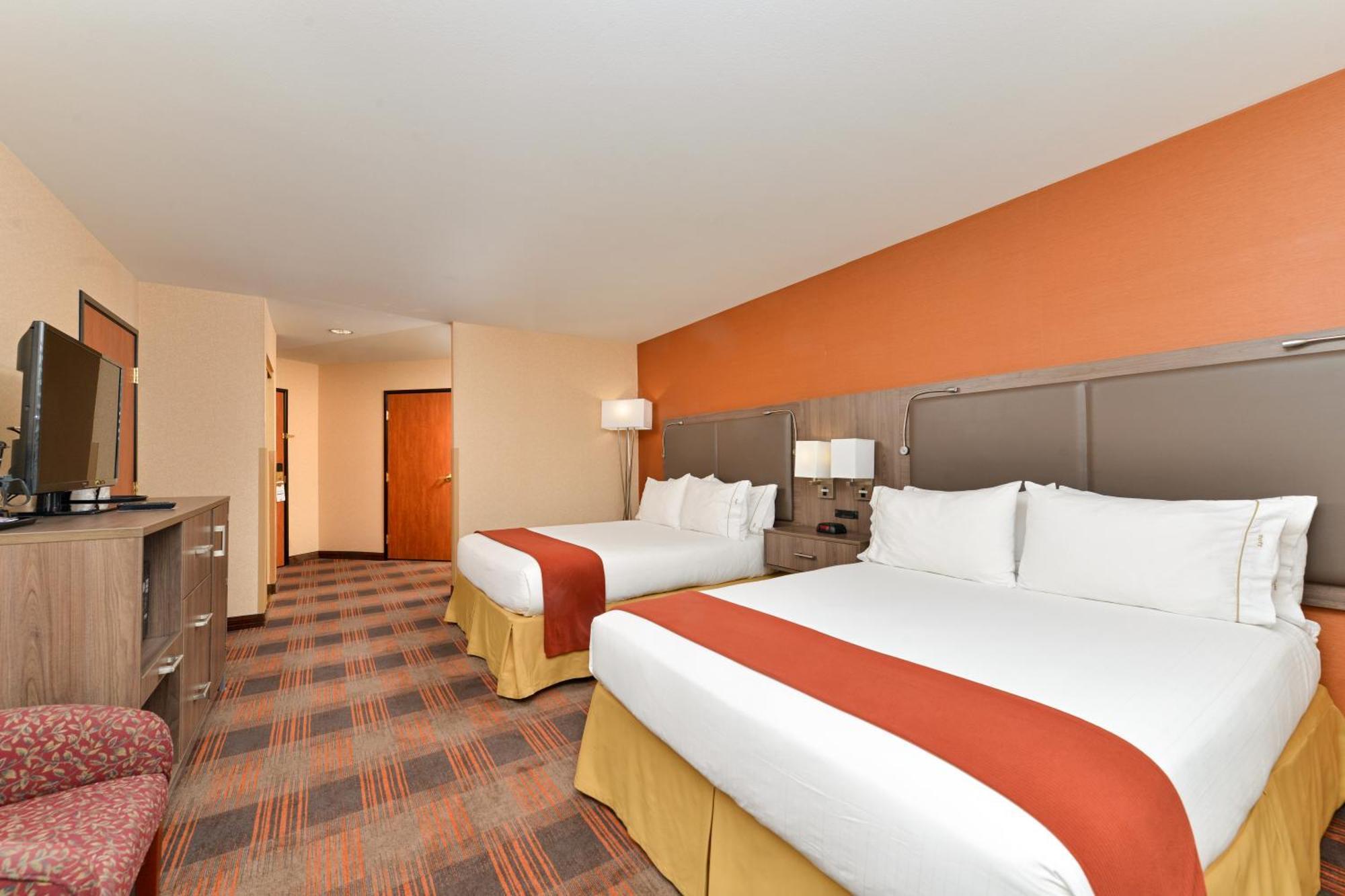 Holiday Inn Express & Suites Elk Grove Central - Hwy 99 By Ihg Ngoại thất bức ảnh